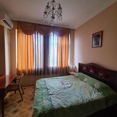 Camellia Hotel Kutaisi Exterior foto
